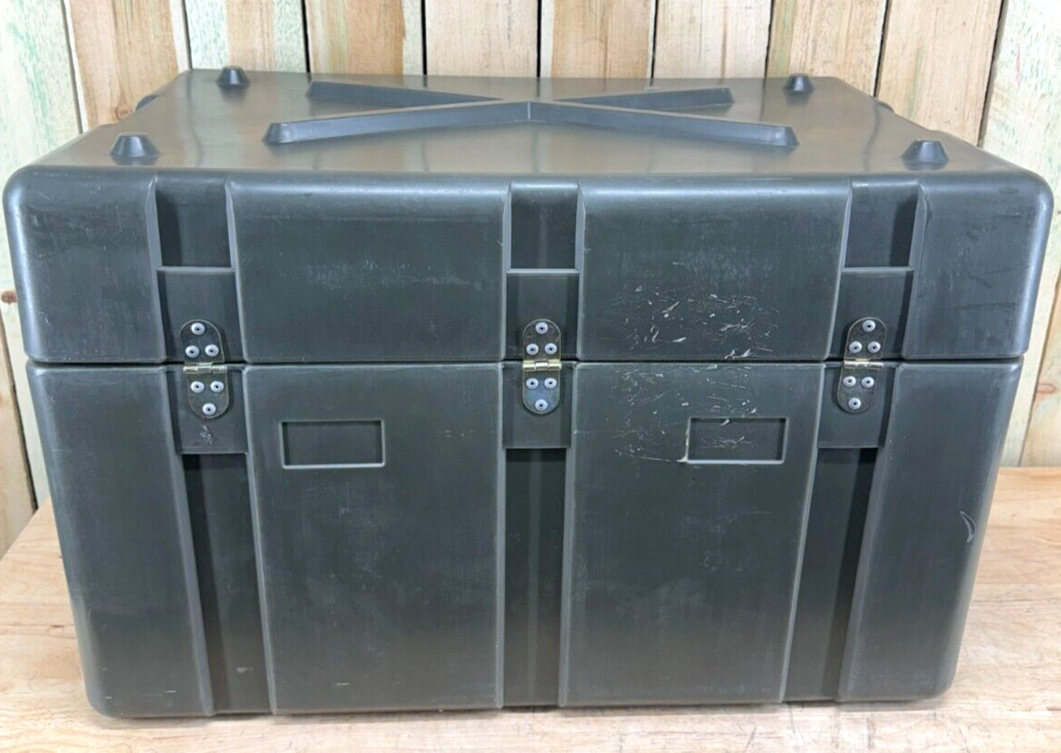 Pelican Hardigg Footlocker Green Transport Case 31"X21"X21" Military Waterproof