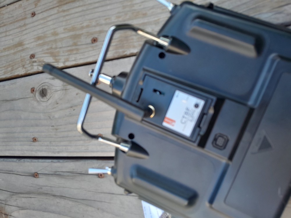 Futaba T9THP Super 9-Channel 2.4g Computerized RC Transmitter,8 Ch RX