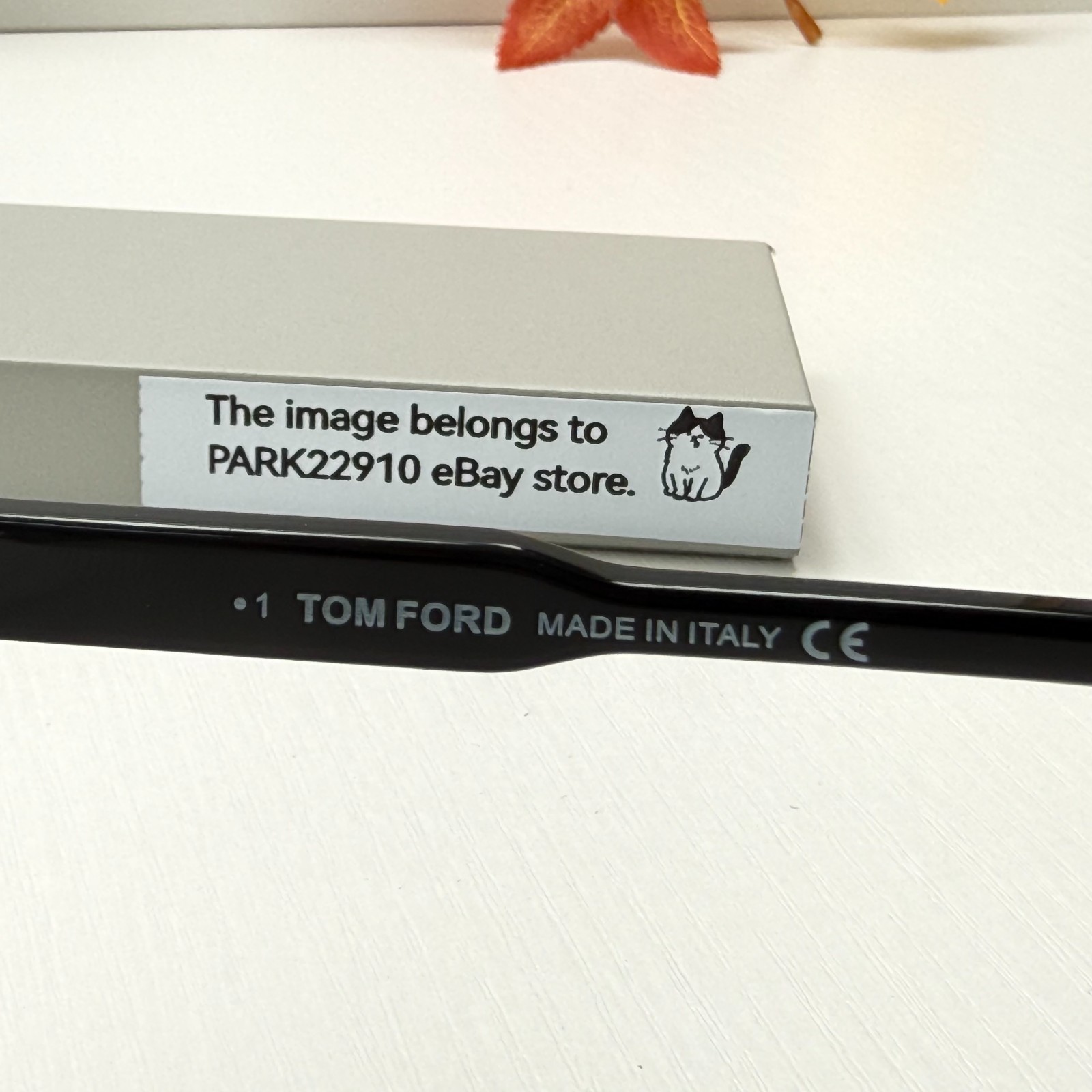 Tom Ford TF884 Falconer Sunglasses Black Frame Gray Lens Oval 60-18-140