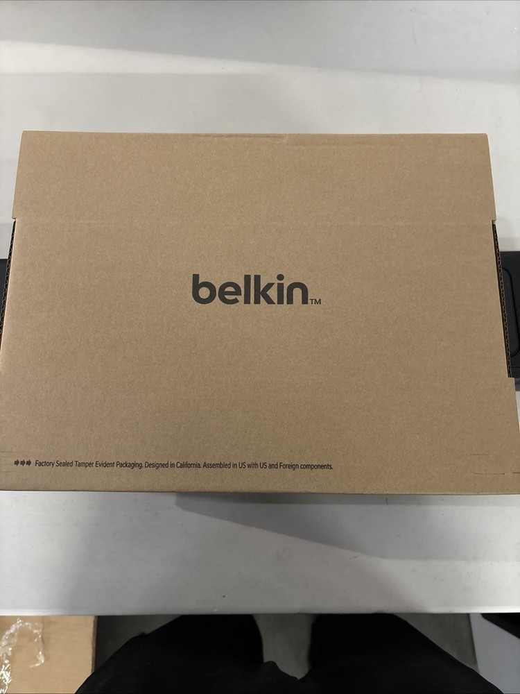 Belkin F1DN104W-3 KVM Switch Box - Black