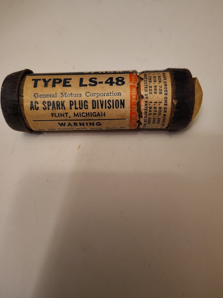 AC SPARK PLUG LS-48 NOS