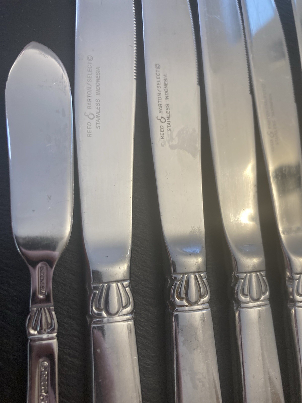 Reed Barton Stainless SANDERLING 12 Pcs SHIPS FREE