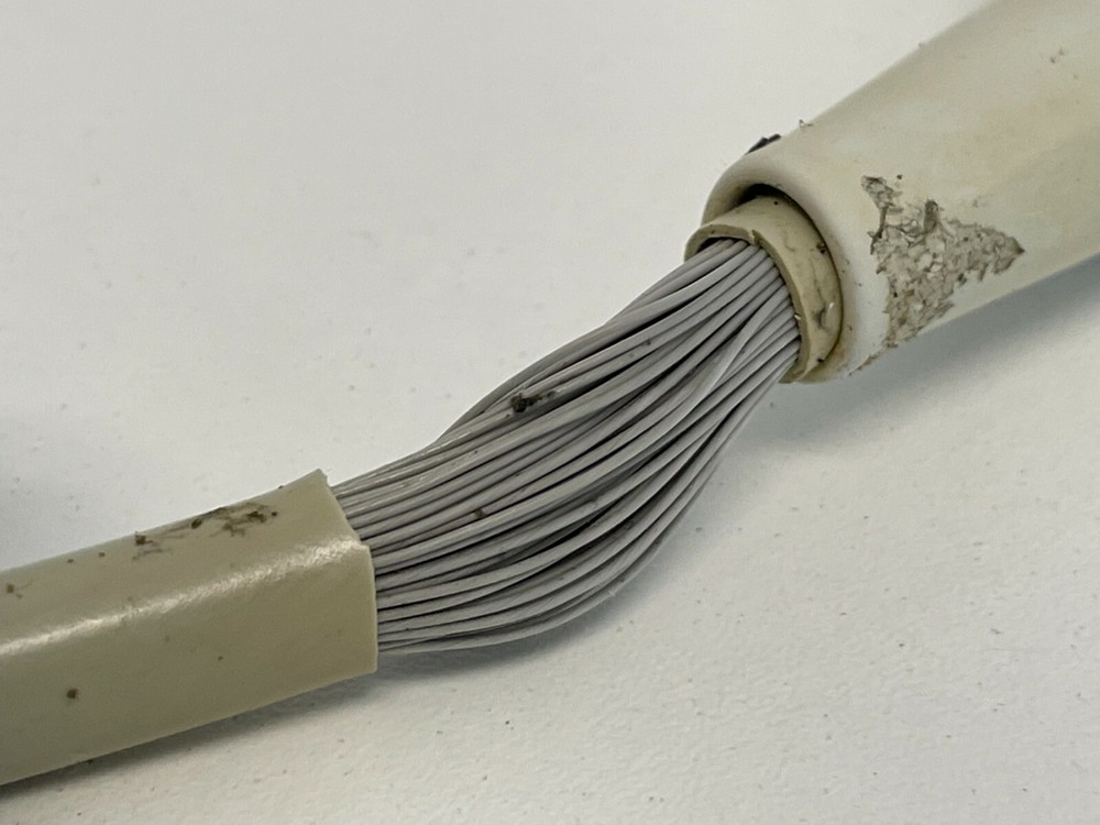 T1: Acuson L5 5 Guide Probe