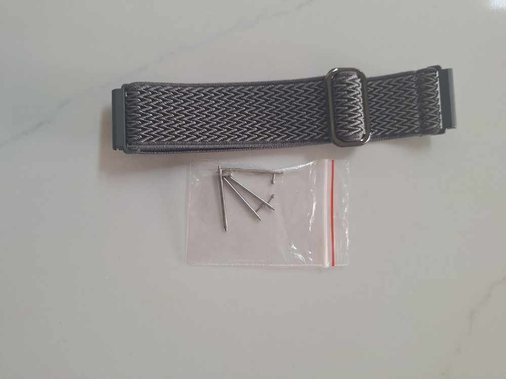 Fitbit Versa 2 charger and Adjustable "Stretch" Band