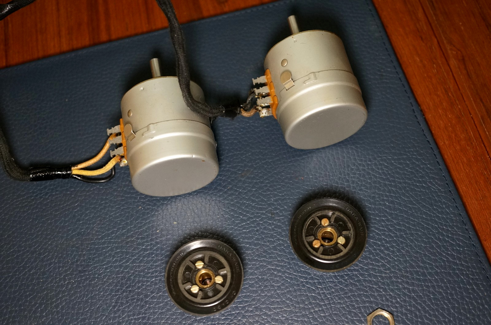 2 Vintage Daven Western Electric SPEC CP-350-T / 100K / 2db Step Pot Attenuator