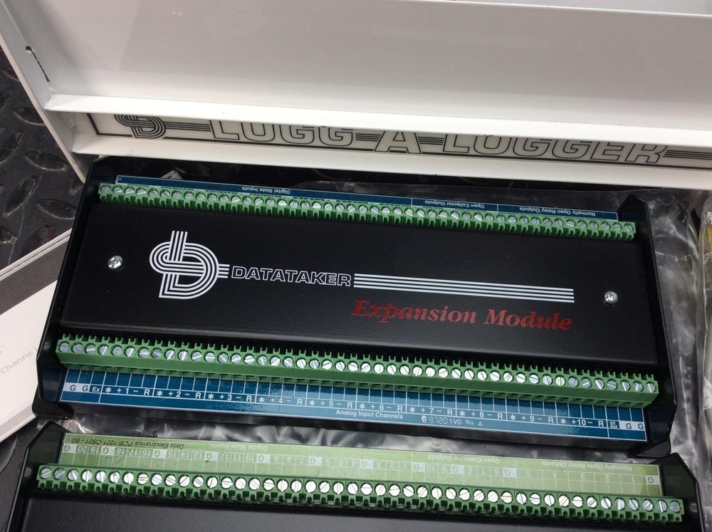 DataTaker 600 w/ 2 x CEM-AD Expansion Module Data Electronics