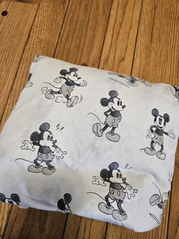 Pottery Barn Kids Mickey Mouse Crib Sheet