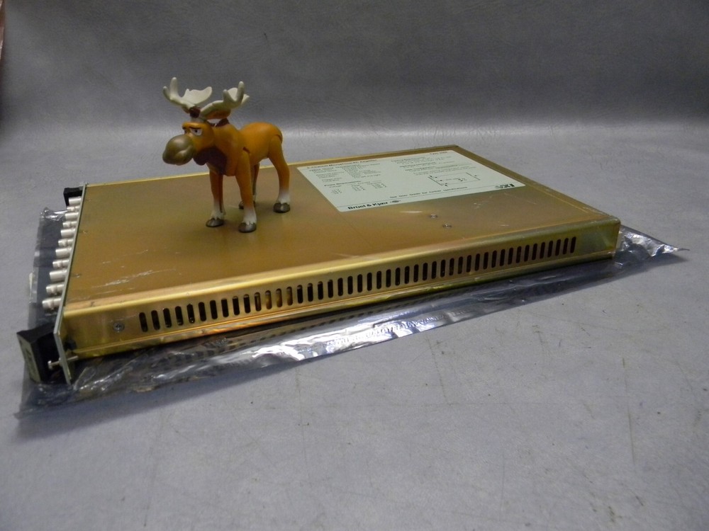 Bruel & Kjaer VXI Type 3009 5-Channel Microphone AC Amplifier Panel Mount NEW