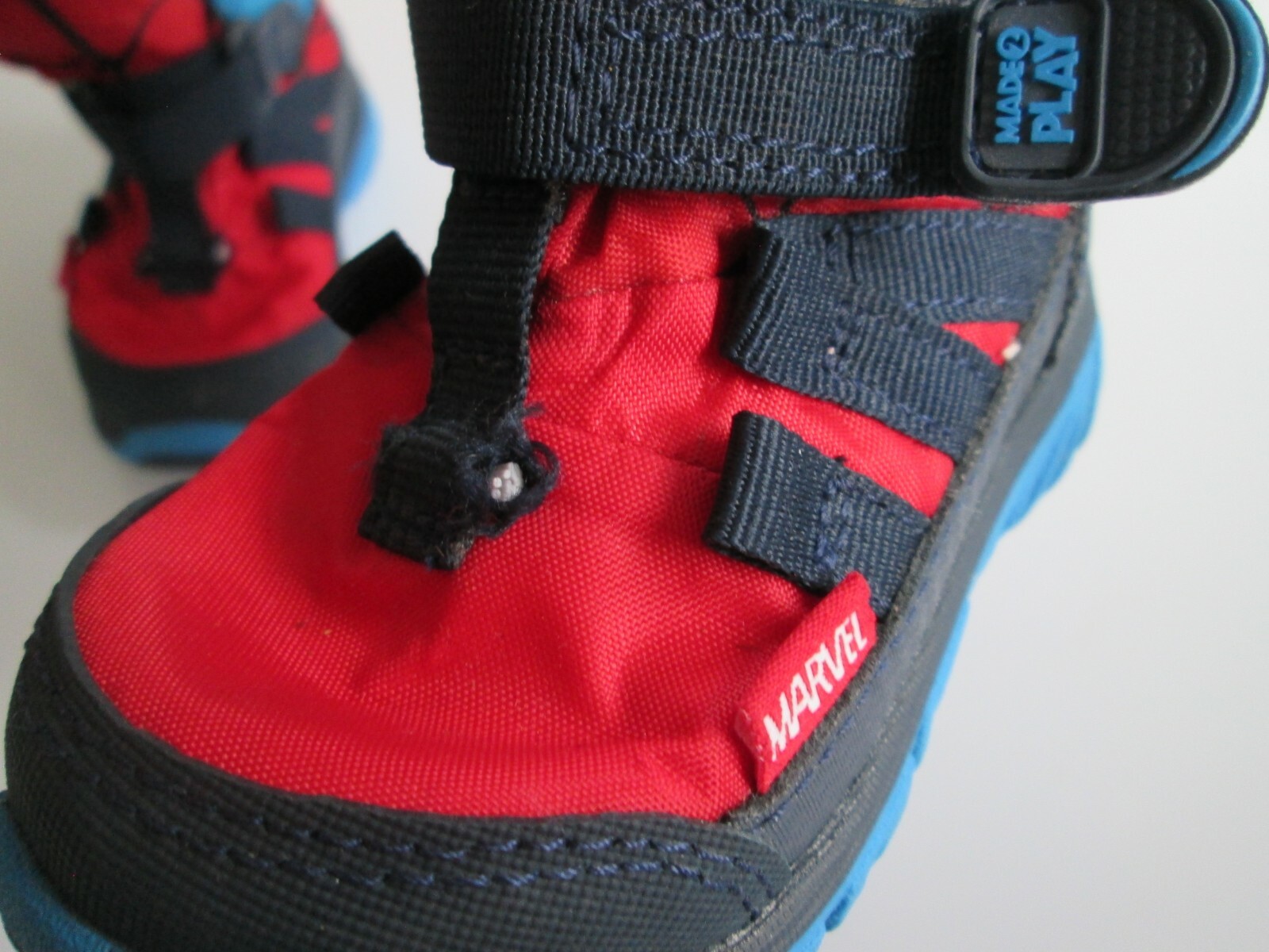 STRIDE RITE Winter Snow Boots Size 4 Sneaker Boot Red Spider-Man Made 2 play M2P