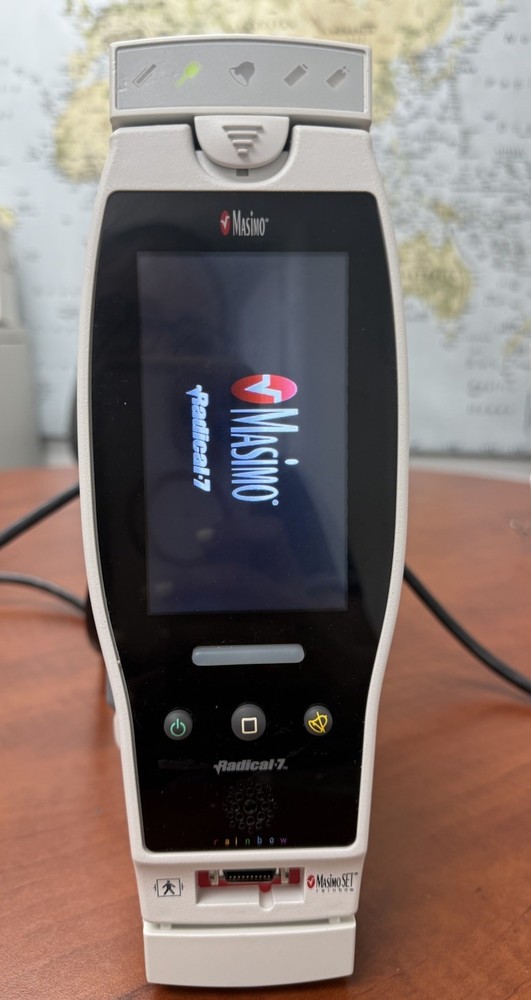 Masimo Radical 7 Rainbow Pulse Oximeter Bedside with Docking Station, Tested