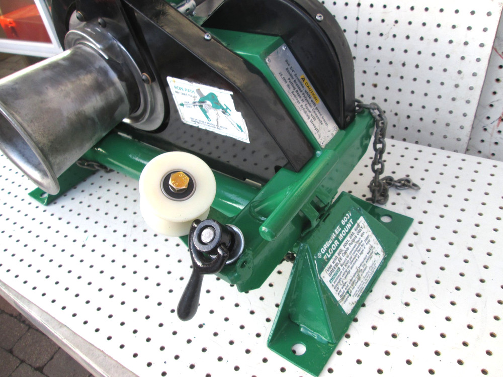 Greenlee 6001 Super Tugger Cable Puller 6500 lbs with floor mount Ready to pull