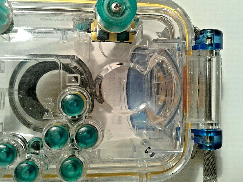 Canon Waterproof Camera Case. WP-DC800. Great Condition