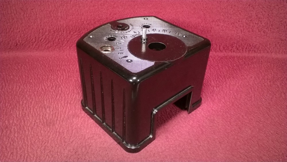 #2 LIONEL POST WAR TYPE-KW TRAINMASTER TRANSFORMER - BAKELITE CASE SHELL