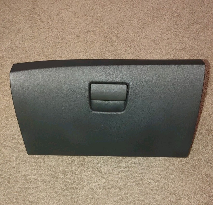 2011-2016 CHEVY CRUZE Black Glove Box