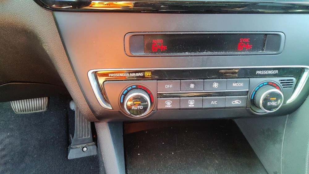Used A/C Selector Switch fits: 2016 Kia Optima automatic temperature control ID