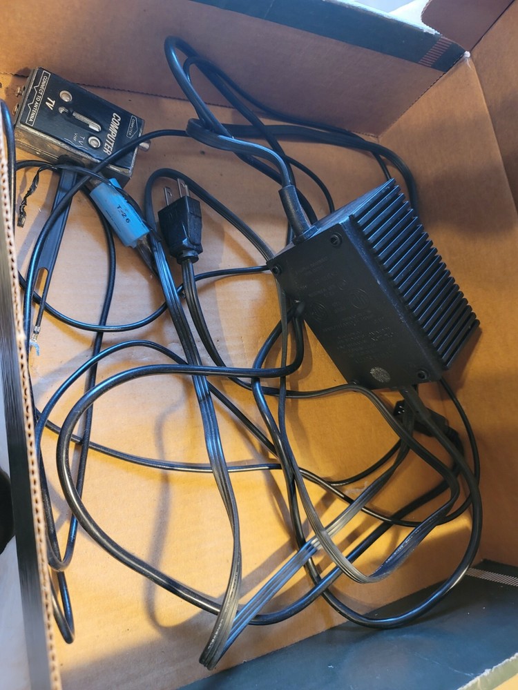 Commodore plus/4 with Original Box Tested Powers On!