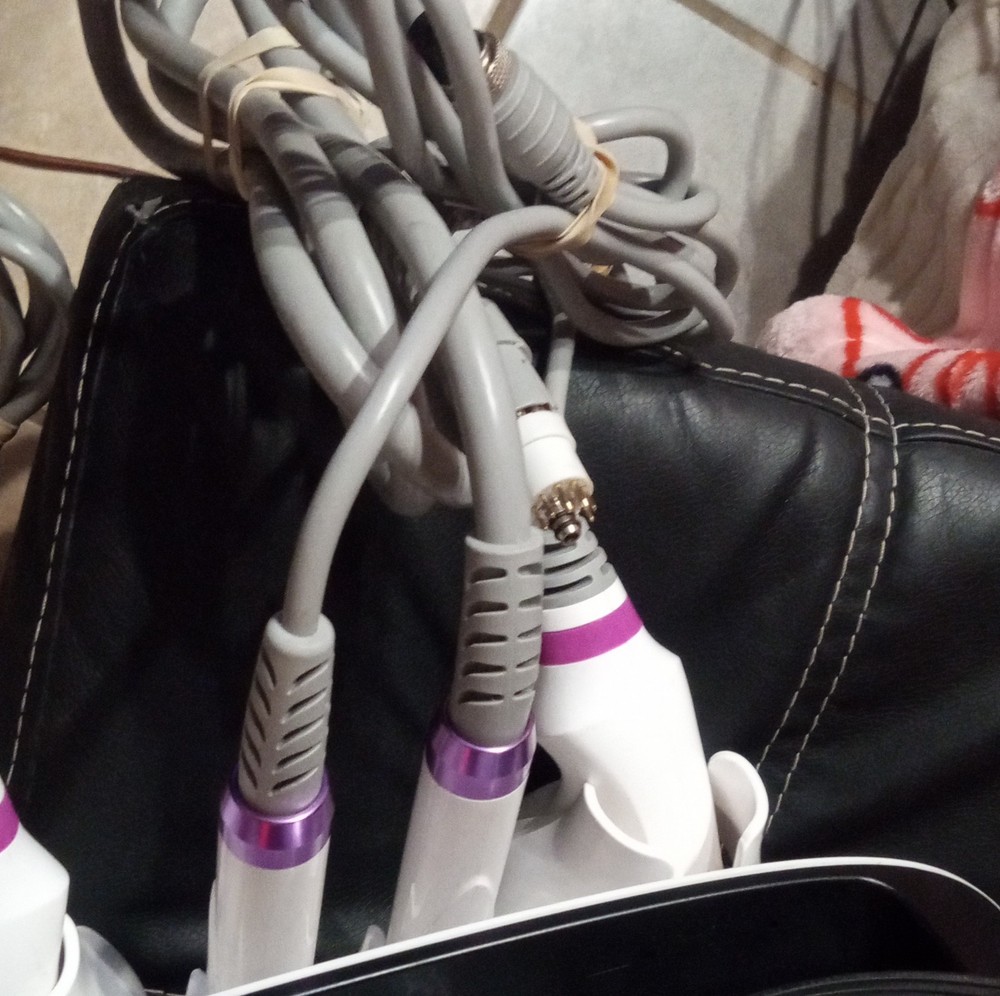 ARISTORM Multi-Function Machine White Purple Face Tightening Body Slimming