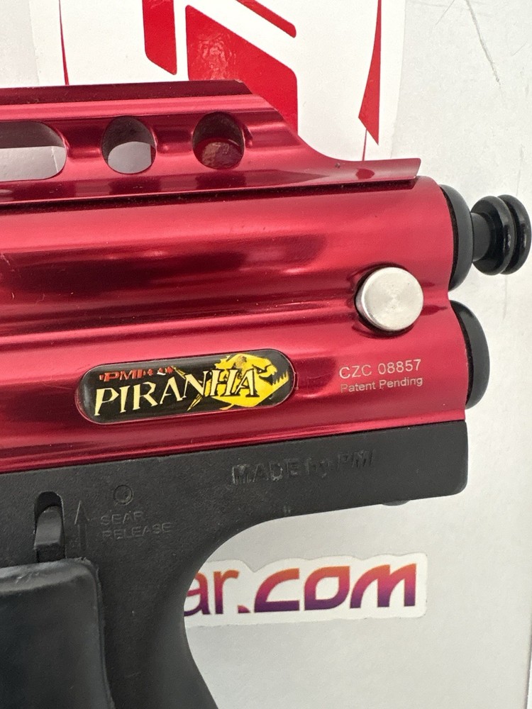 PiranhaE-Force Red Paintball Gun