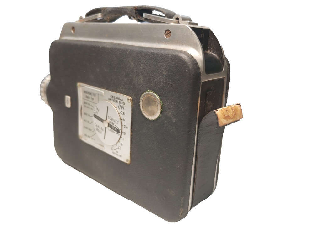 Cine Kodak Magazine 8 camera with original case untested