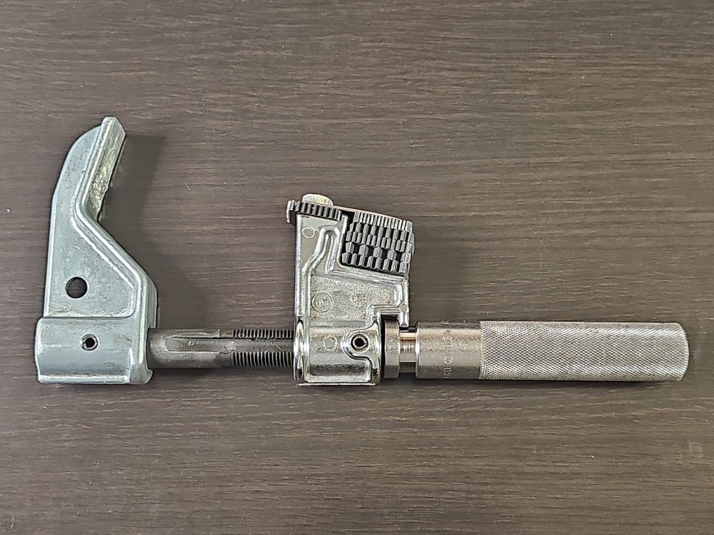 Vintage MAC TC-500 Thread Chaser Tool USA