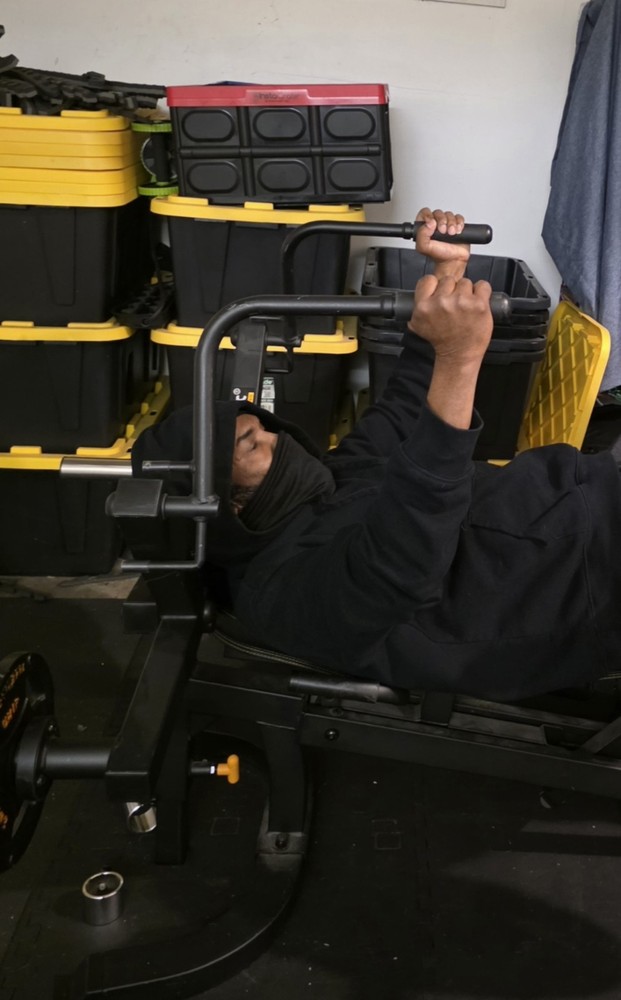 POWERTEC WEIGHT WORK BENCH WITH 3 MAJOR ATTACHMENT