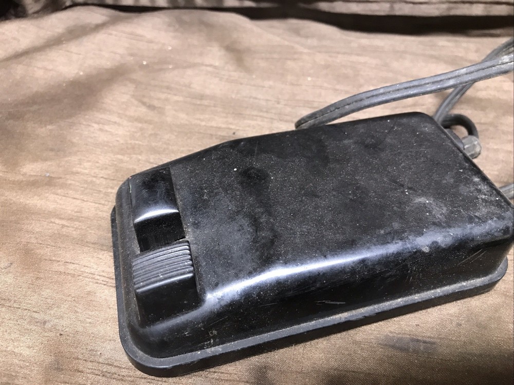 Vintage Singer sewing machine Motor & Foot Controller