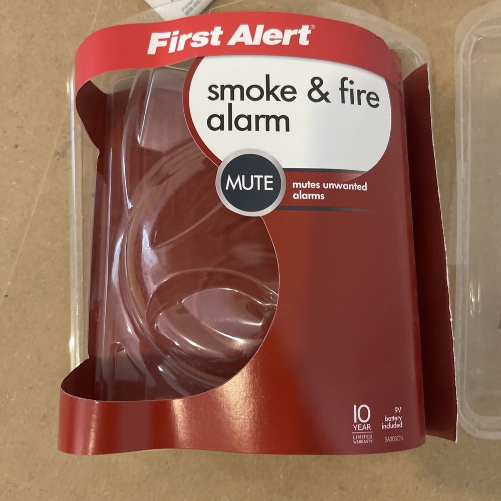First Alert Smoke & Fire Alarm With Mute