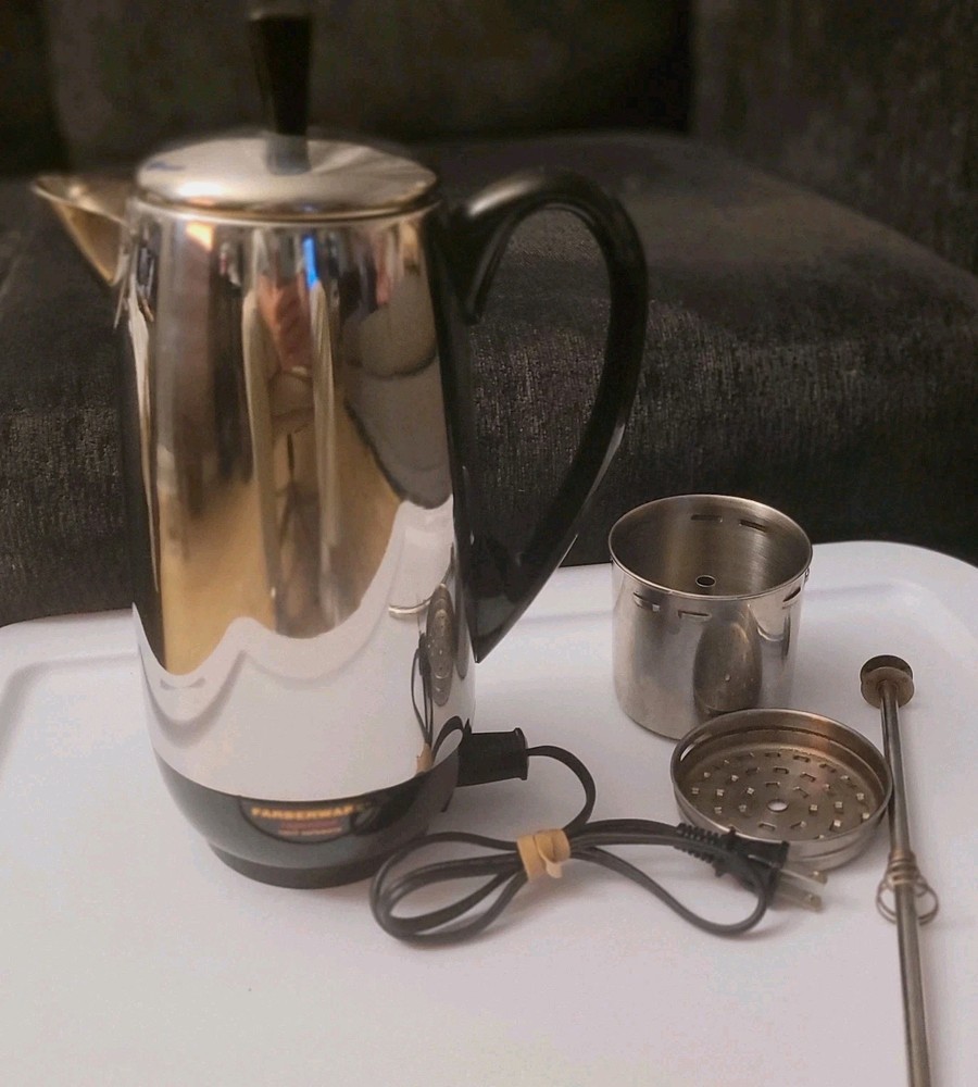 Farberware FCP41   Superfast  Automatic 12 Cup Coffee Pot Extra NICE