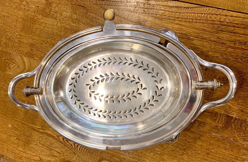Goldsmiths & Silversmiths Silver-Plate Rotating Dome Server Regent Plate