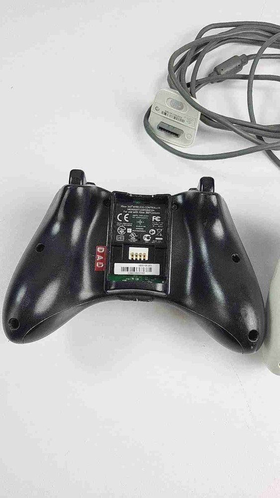 2x Xbox 360 Controllers + USB Power Adapter (Only One Battery Pack)