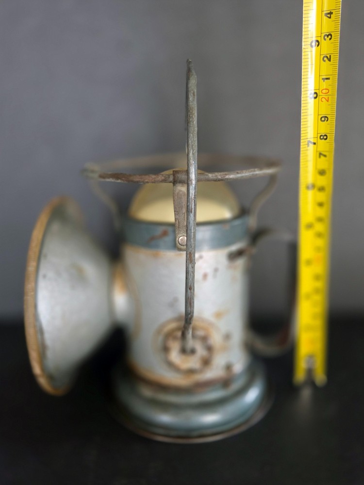 Vintage Delta Powerlite Double Globe Train Railroad Lantern. MADE USA Untested