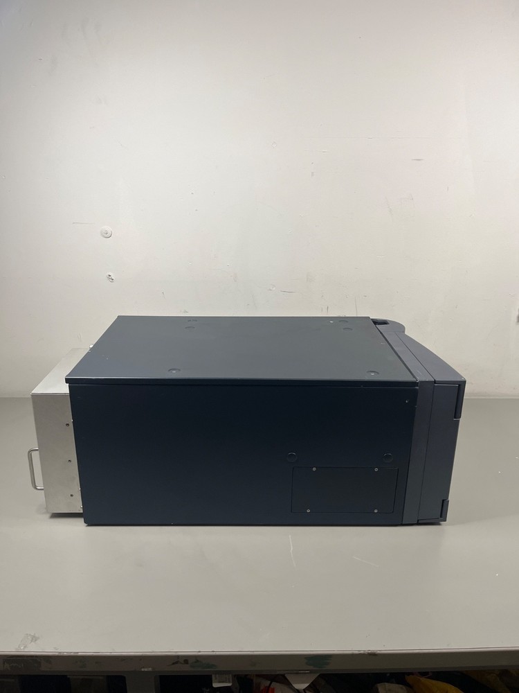 Waters ACQUITY Ultra Performance LC Sample Manager 186015006 HPLC Lab System