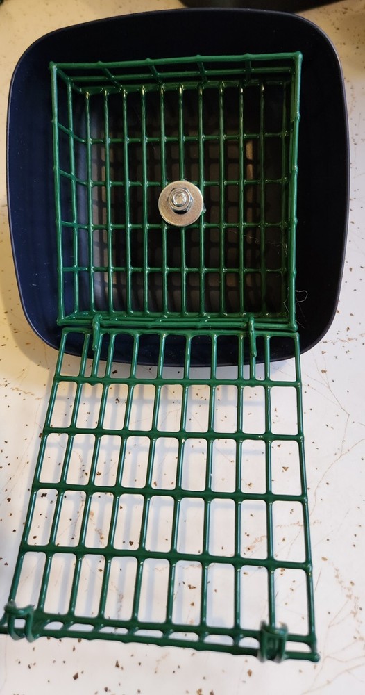 Hanging Upside Down Suet Bird Feeder New