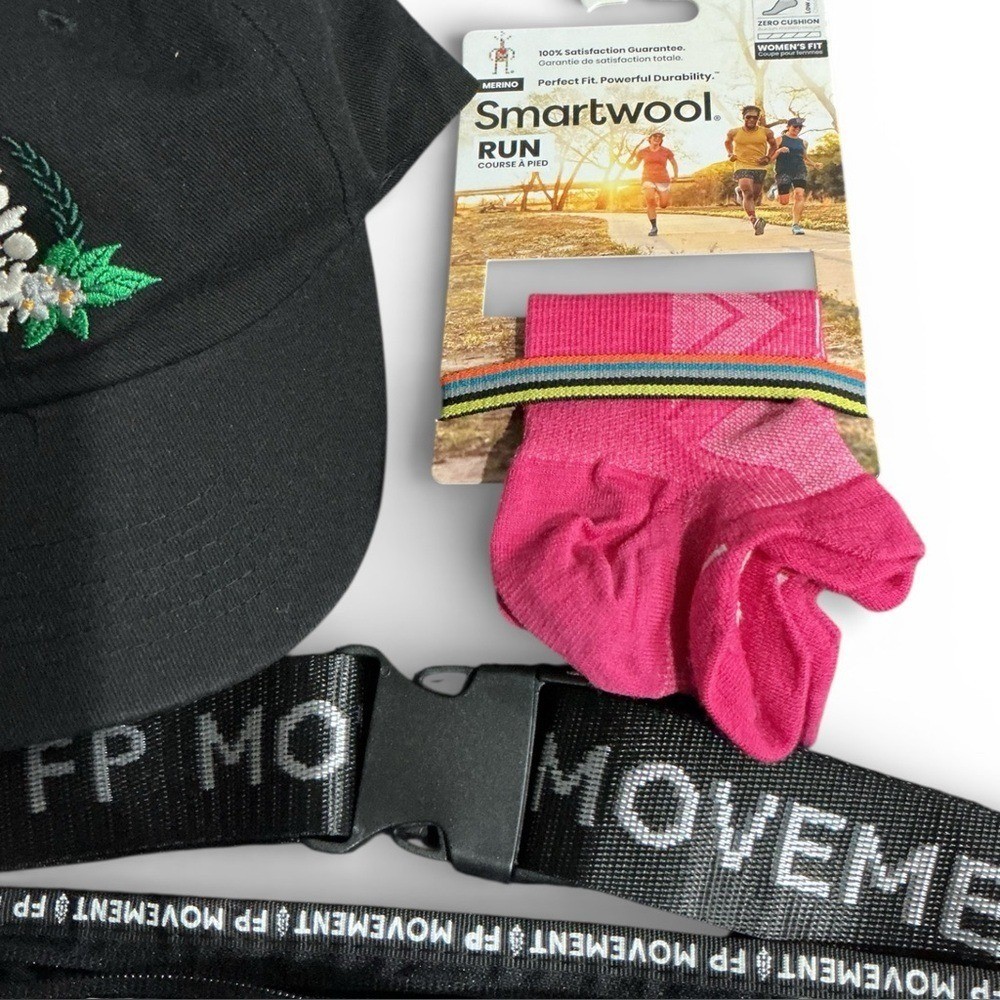 NEW Free People Movement Runner Bundle Hat / Running Belt / Smartwool Socks
