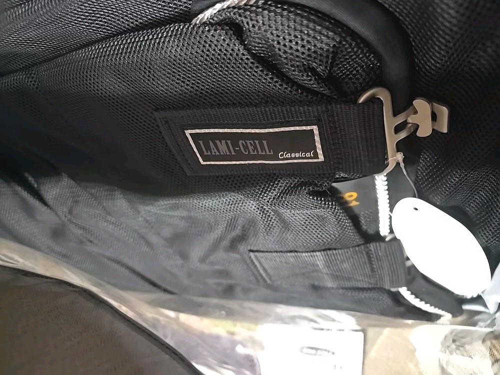 Stable Mesh Flysheet