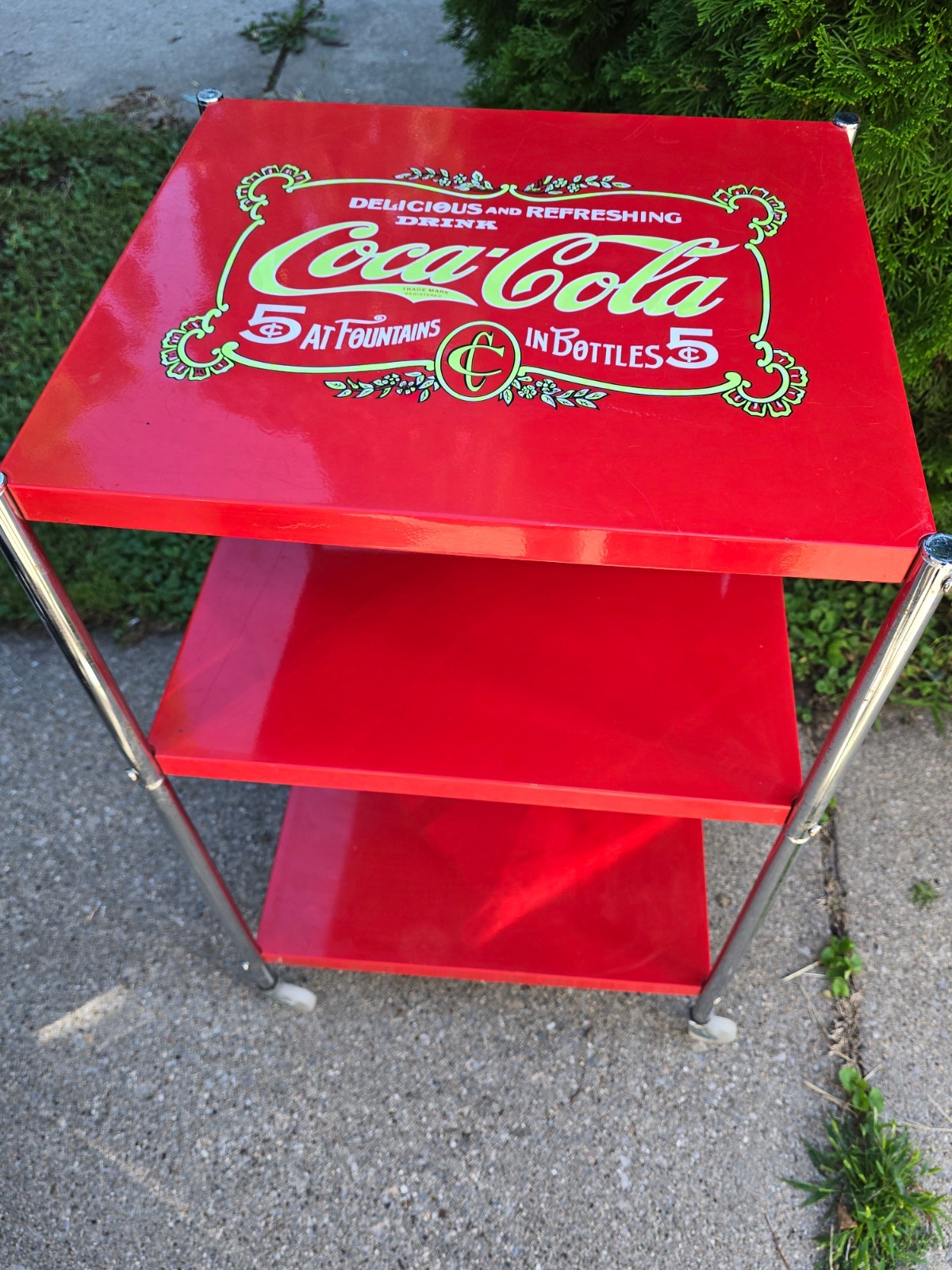 Vintage Metal Display Coca Cola  Retro  Kitchen Rolling Cart Collectible