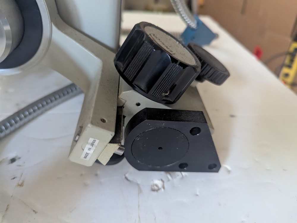 UNITRON LP-6 PROFILE PROJECTOR ASSEMBLY 6" SCREEN