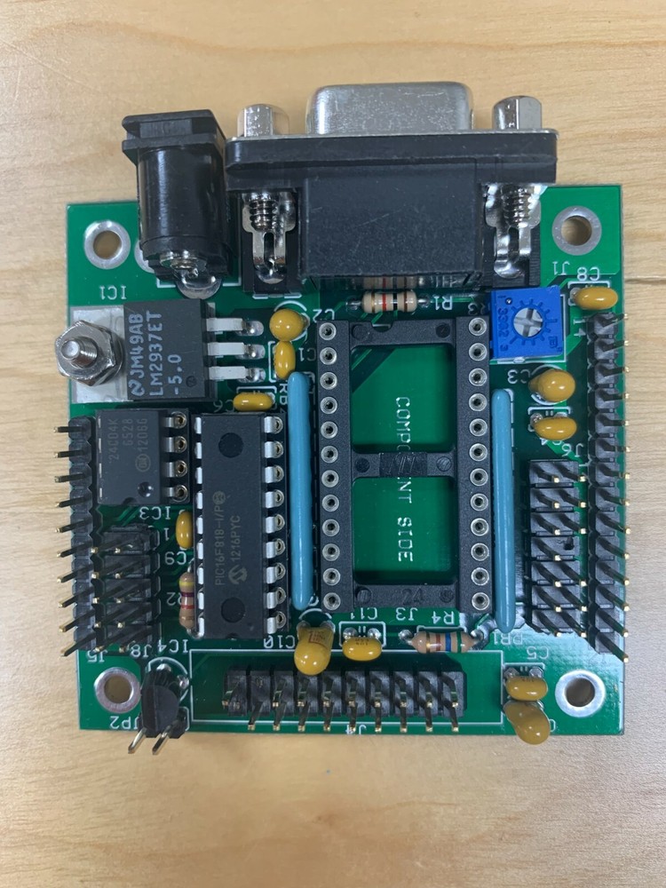 BiPOM BASIC Stamp carrier board