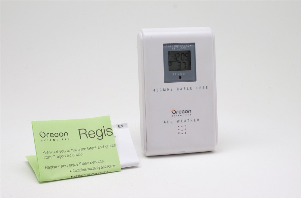 Oregon Scientific RTGR328NA Wireless Temperature &Humidity Sensor W/Atomic Clock