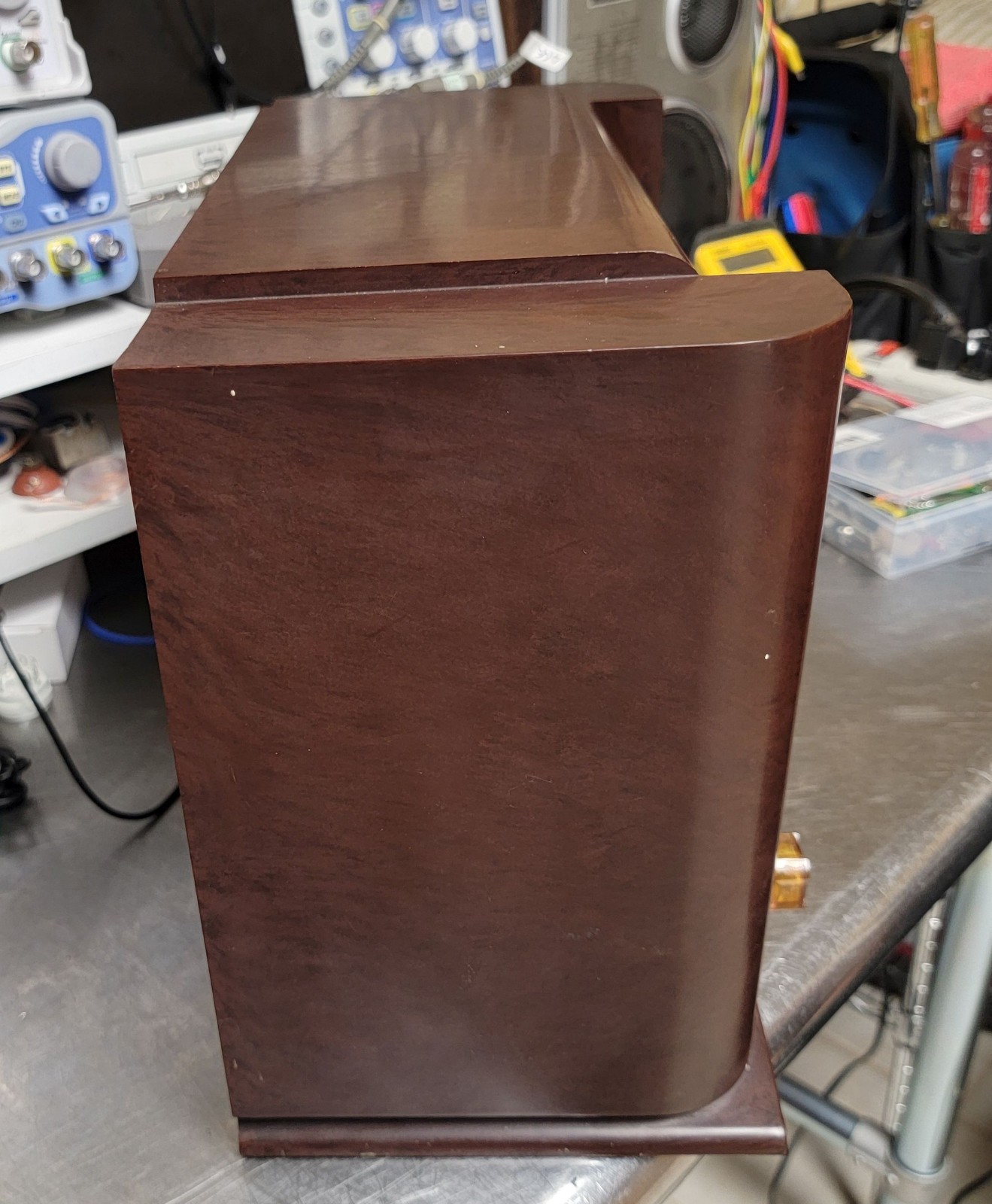 Antique Philco Model 41-90 "Farm Radio"