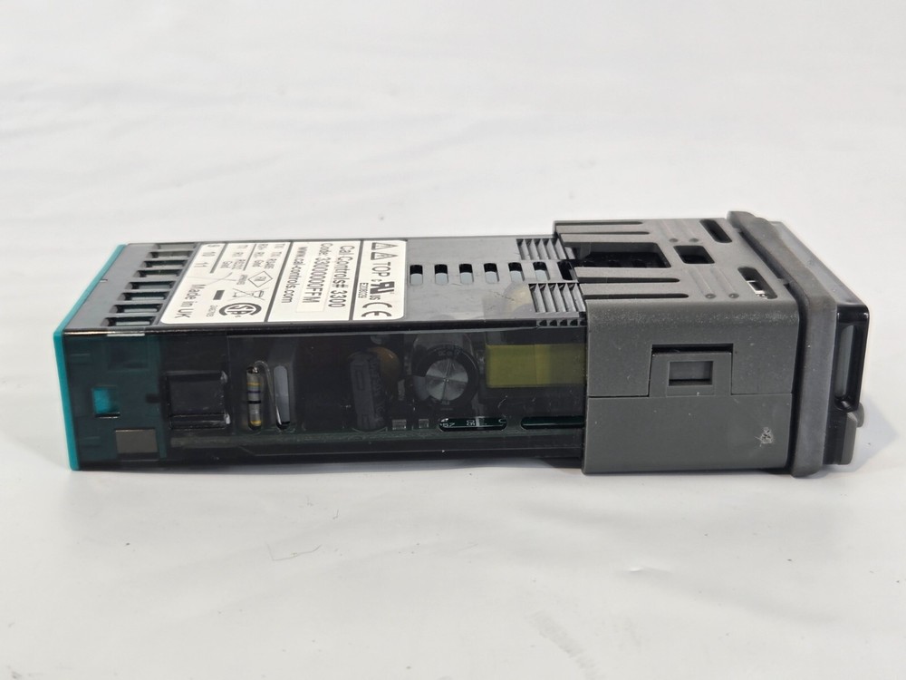330000030 Cal Controls Process Controllers, 3300 Series 33000000FFM