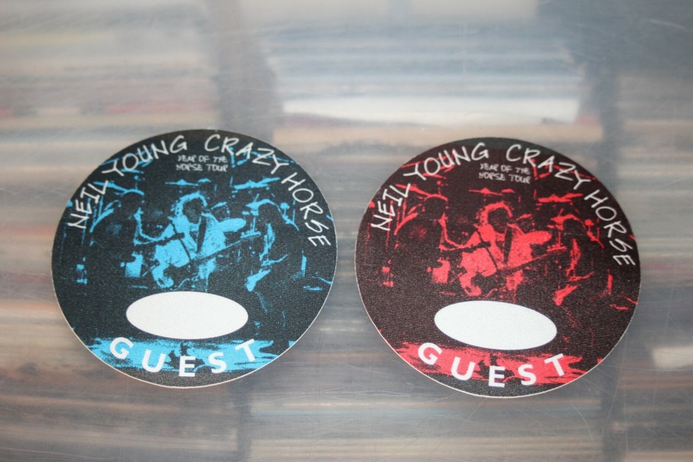 Neil Young  -  2x Unused Backstage Pass - FREE POSTAGE - lot #11