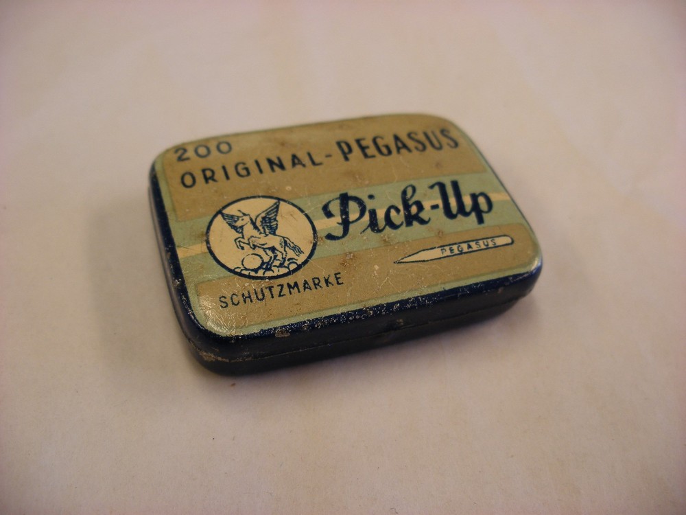 Phonograph Victrola Gramophone Needle Tin - Original Pegasus Pick-up - Empty