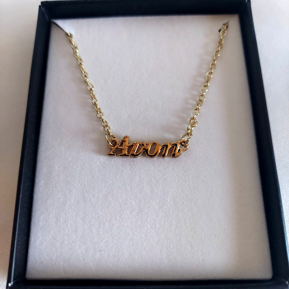 Avon Goldtone Pendant Necklace