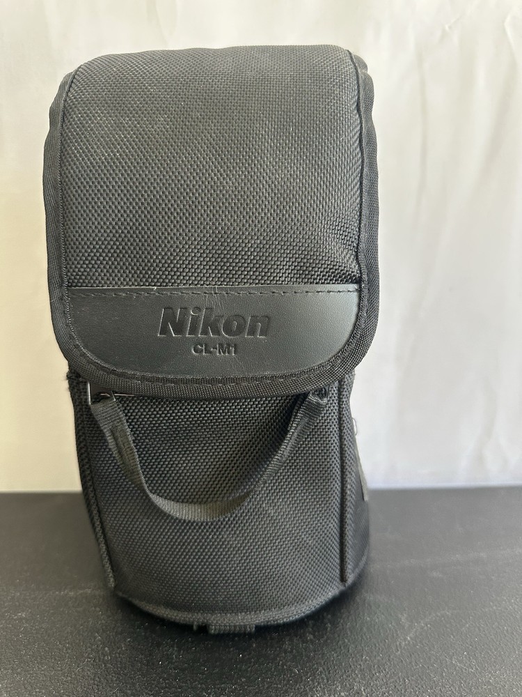 Nikon CL-M1 Case
