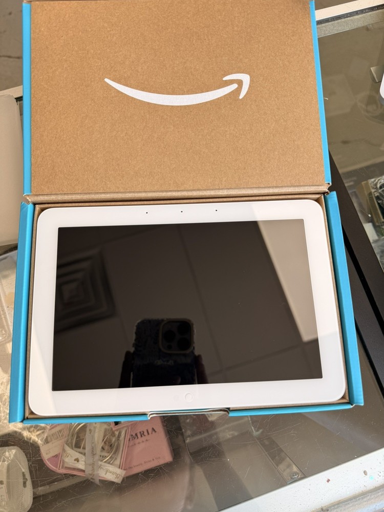 Amazon Echo Hub 8" Smart Home Control Panel with Alexa White Model G6A87E NEW