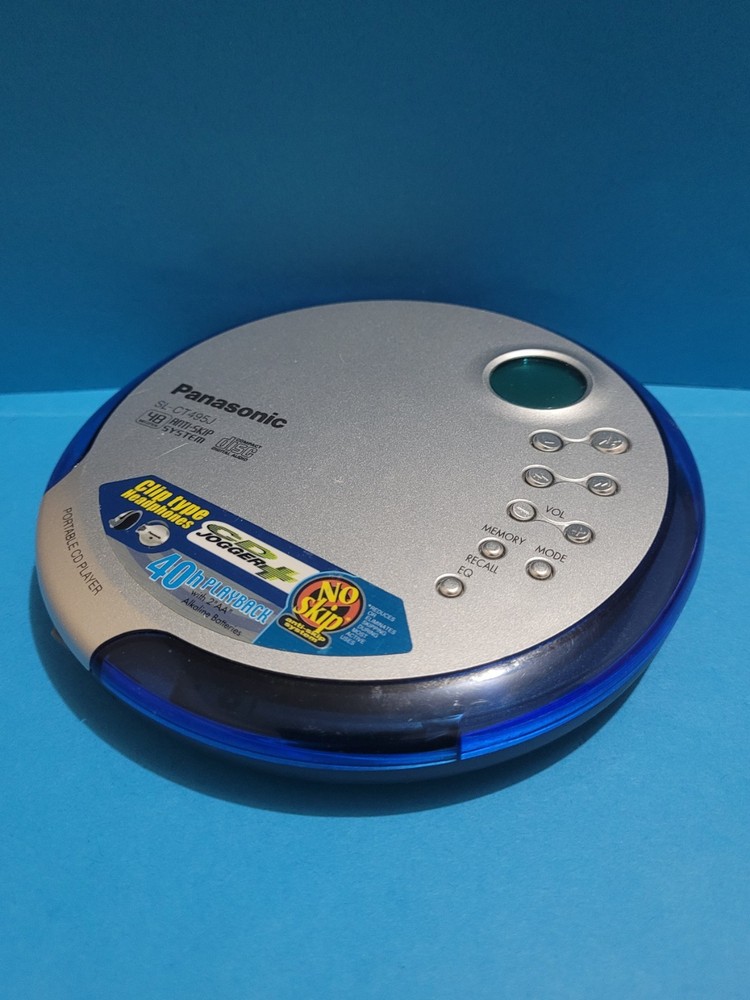 Vintage Panasonic Portable CD Player SL – CT495J Silver.