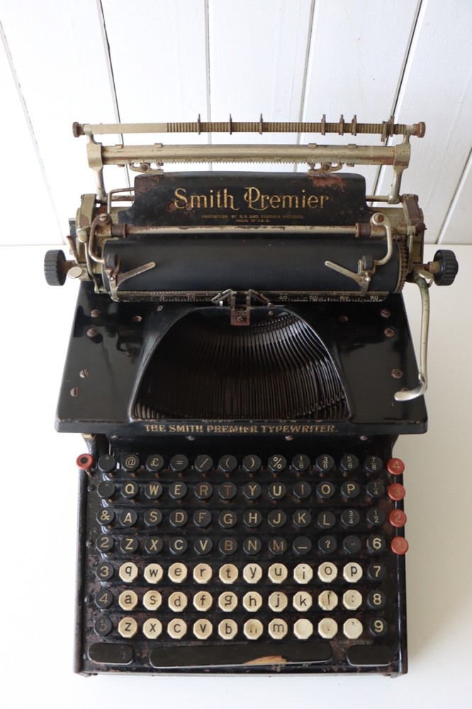 Antique - The Smith Premier Typewriter - Complete / Working / Original Condition