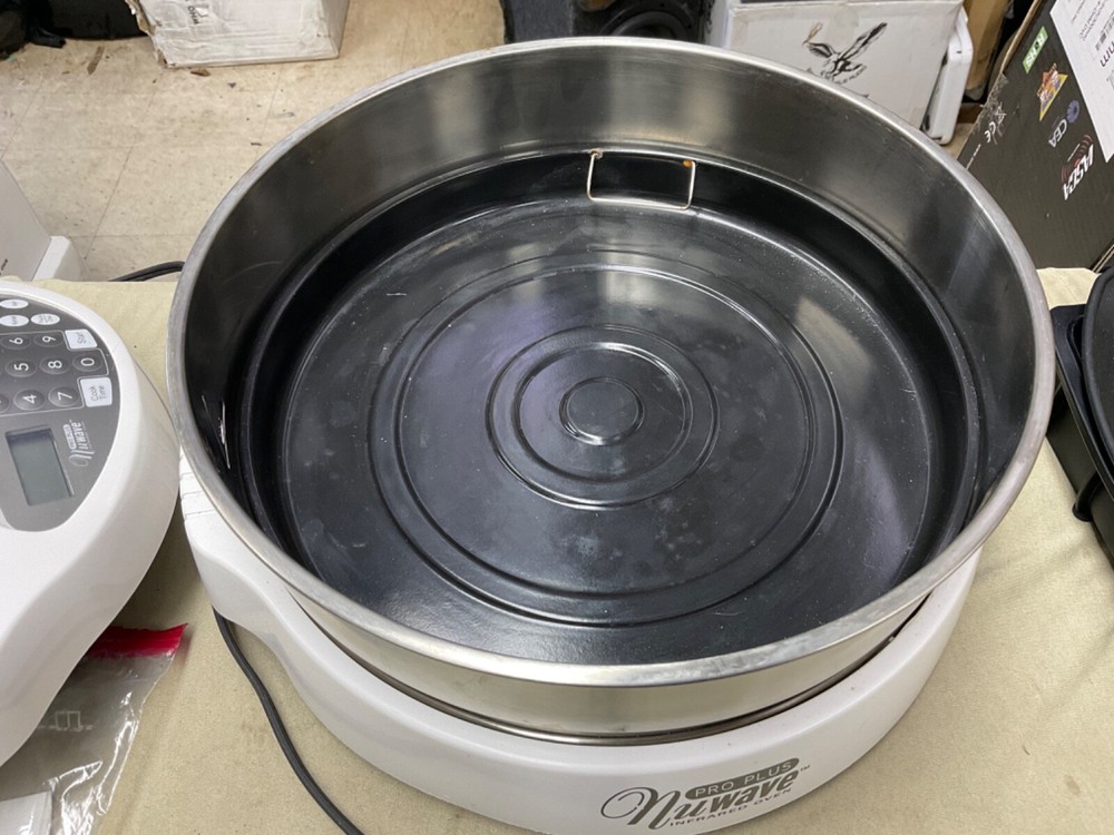 Nuwave Pro Plus Infared Large Oven Cooker Model # 20611