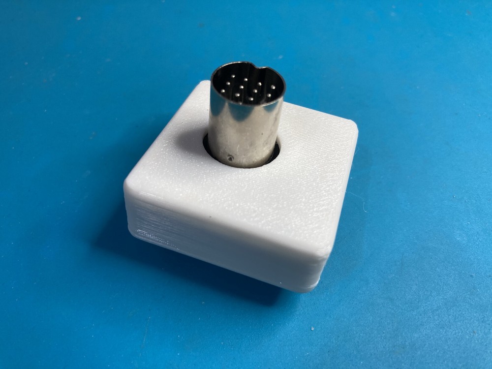 ATARI ST Din13 TO VGA Adaptor LOW-MEDIUM/HIGH Switchable with Audio Out